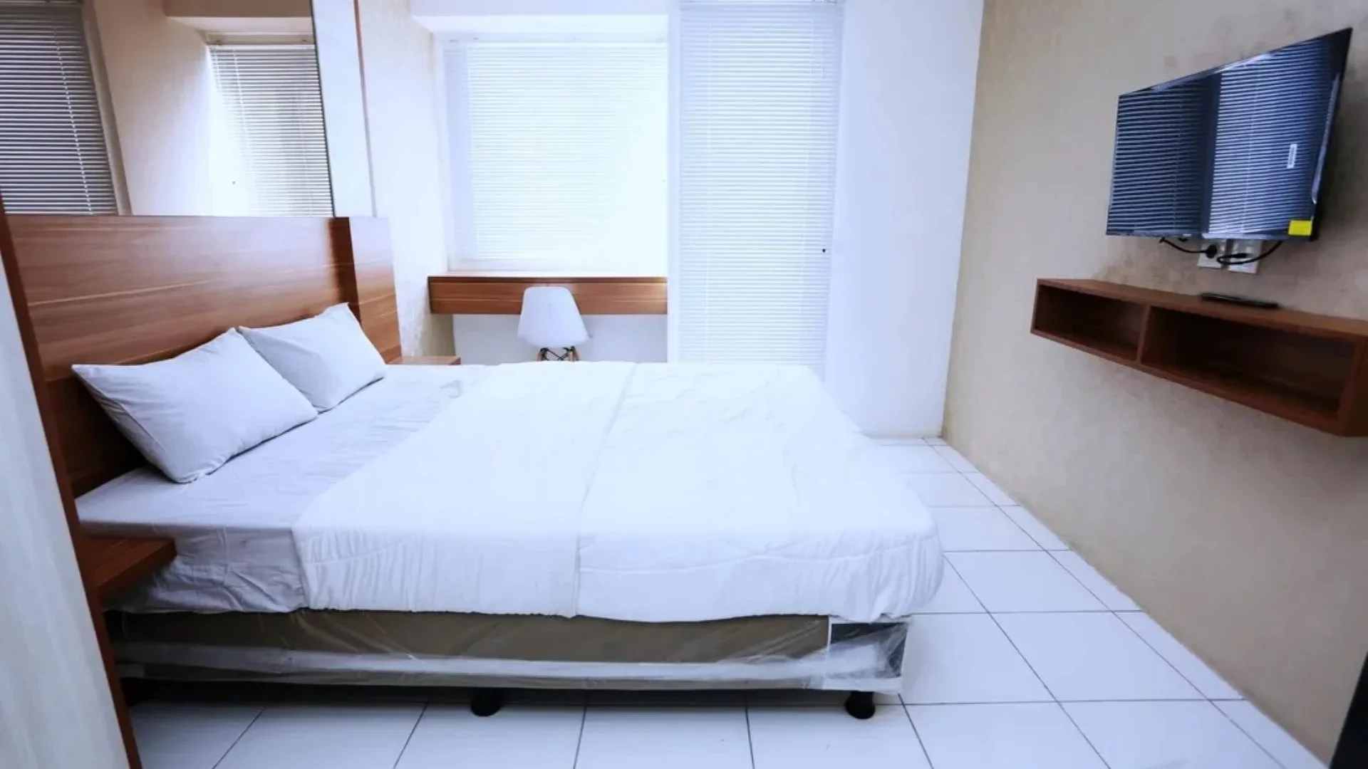 Buka Kamar Group